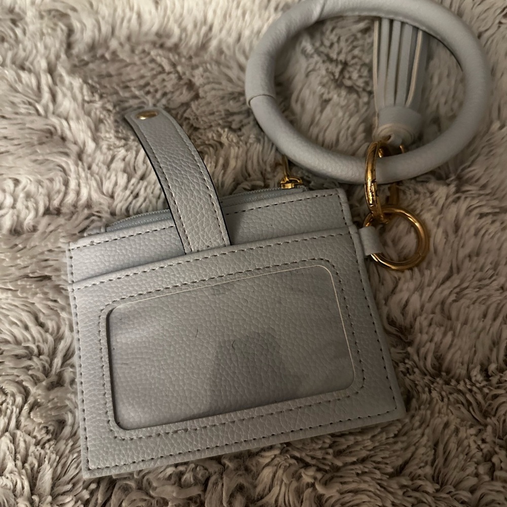 Random items - Picture 3 of 8
